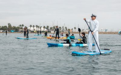 Un centenar de persones acomiaden 2019 amb la Sant Silvestre Marítima de la Ràpita