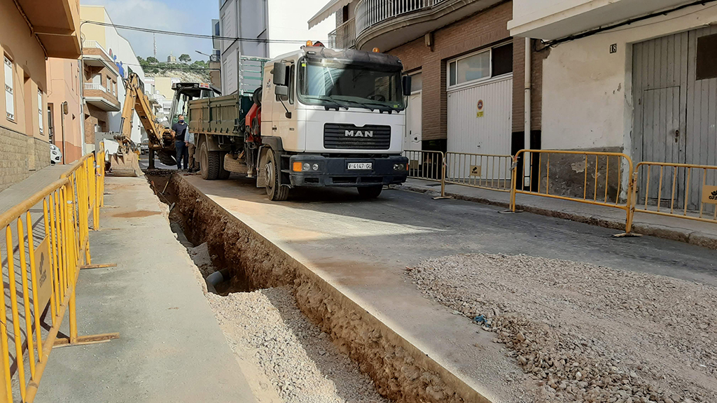 L’Ajuntament de la Ràpita renova el clavegueram de diversos carrers del centre