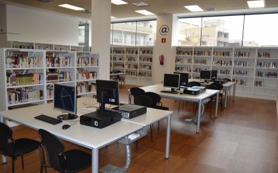 La Biblioteca Municipal Sebastià Juan Arbó de la Ràpita incorpora el servei de préstec a domicili per a les persones amb dificultats de mobilitat