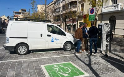 L’Ajuntament de la Ràpita instal·la un punt de recàrrega públic per a vehicles elèctrics