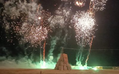 La Ràpita celebra la revetlla de Sant Joan a la vora de la mar