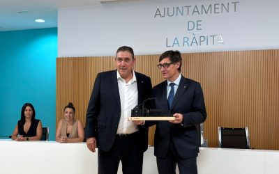 El president de la Generalitat, Salvador Illa, visita la Ràpita per reunir-se amb l’alcalde i abordar projectes estratègics per al municipi