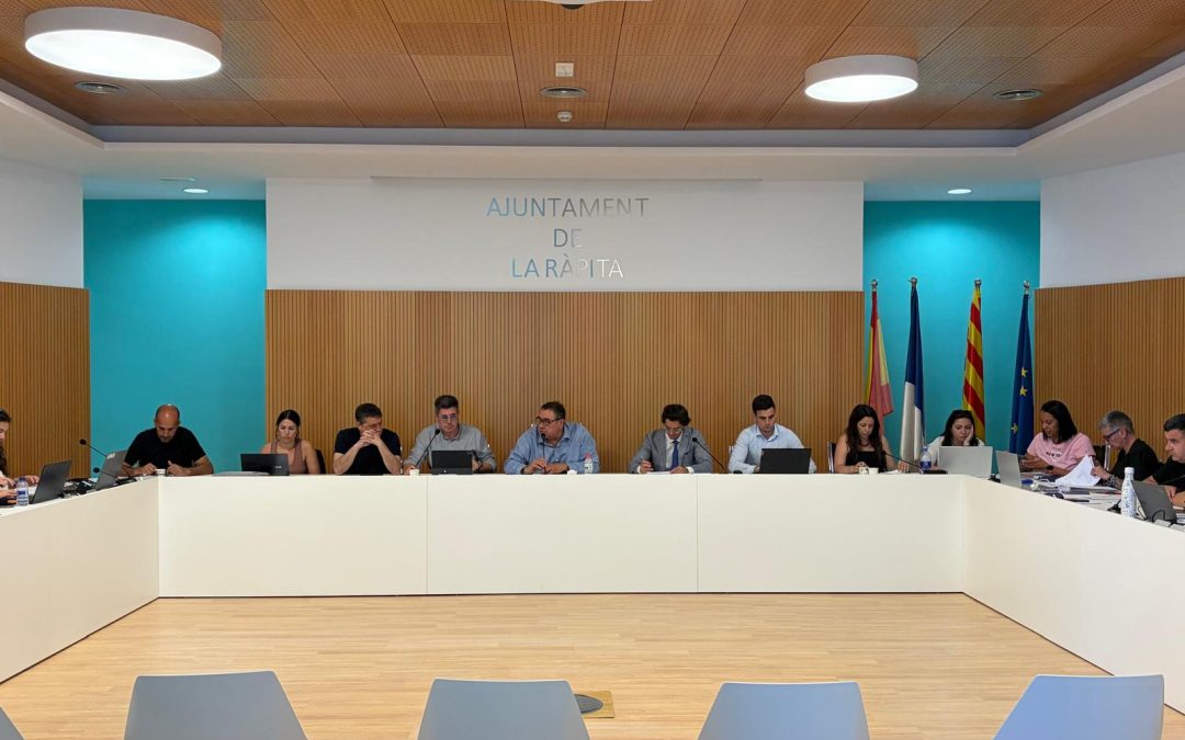 La Ràpita aprova al ple de maig els terrenys per al nou institut, la renovació de l’estadi de la Devesa i un ambiciós projecte de millora de l’enllumenat públic